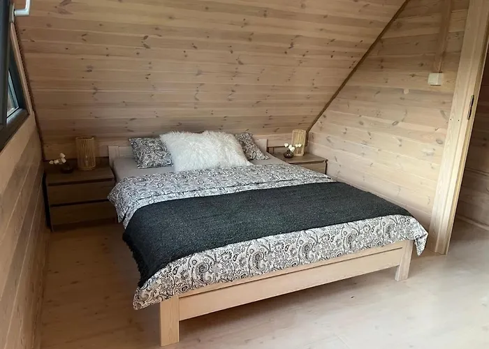 Moja Debina Lux 2, Dom Z Pokojem Dziennym, Dwiema Sypialniami I Widokiem Na Las, Blisko Plaży