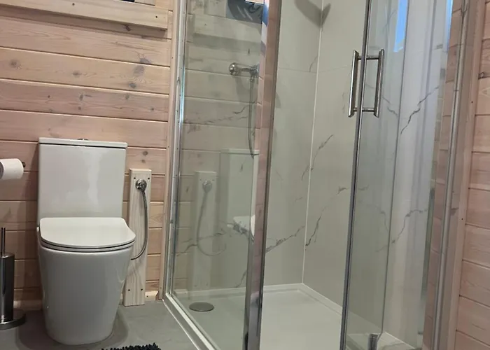 Dom wakacyjny Moja Debina Lux 2, Dom Z Pokojem Dziennym, Dwiema Sypialniami I Widokiem Na Las, Blisko Plaży